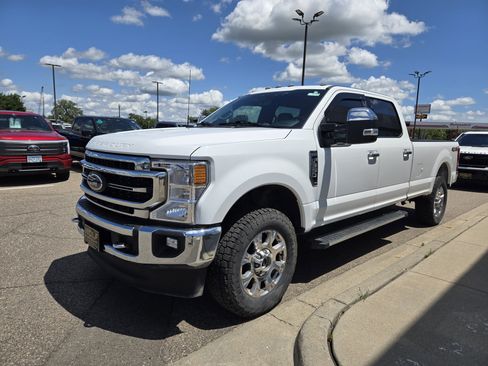 Certified 2022 Ford F350 Lariat w/ Lariat Ultimate Package image 17