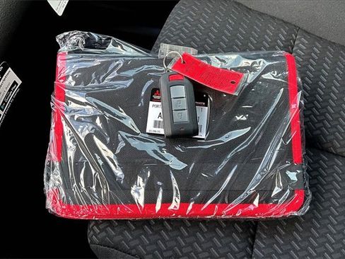 New 2026 Mitsubishi Eclipse Cross LE image 35