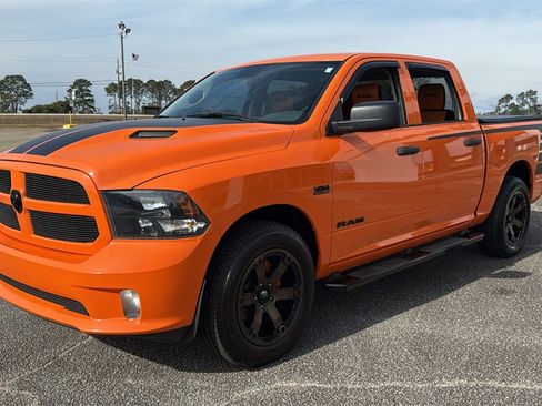 Used 2019 RAM 1500 Express w/ Express Value Package image 4