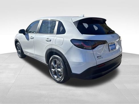 New 2026 Honda HR-V LX image 4
