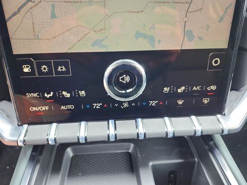 New 2026 GMC Acadia AT4 w/ Luxury Package image 16