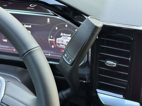 New 2026 GMC Sierra 1500 SLE image 15