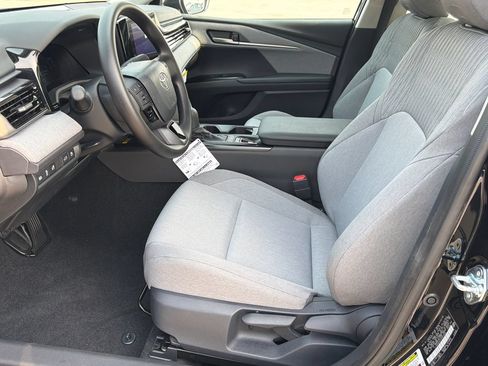 New 2026 Toyota Camry LE FWD image 17