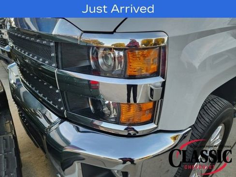 Used 2019 Chevrolet Silverado 2500 LTZ w/ Duramax Plus Package image 11