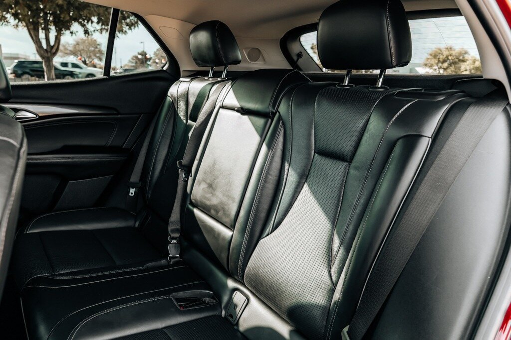 Used 2021 Buick Envision Essence w/ Sport Touring Package FWD image 40