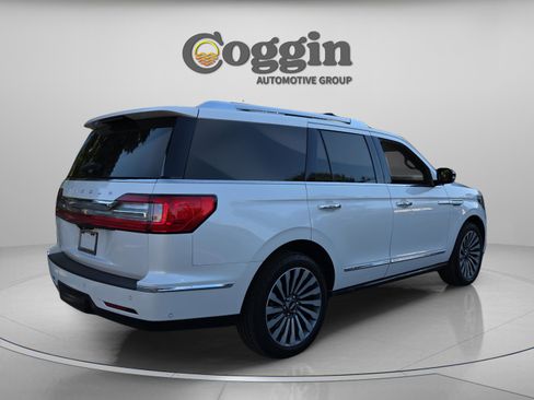 Used 2019 Lincoln Navigator Reserve AWD/4WD image 5