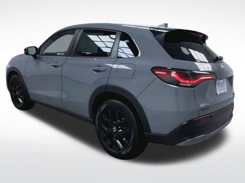 Used 2024 Honda HR-V Sport image 7