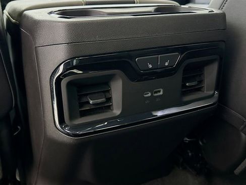 Used 2025 Chevrolet Silverado 1500 ZR2 w/ Technology Package image 29