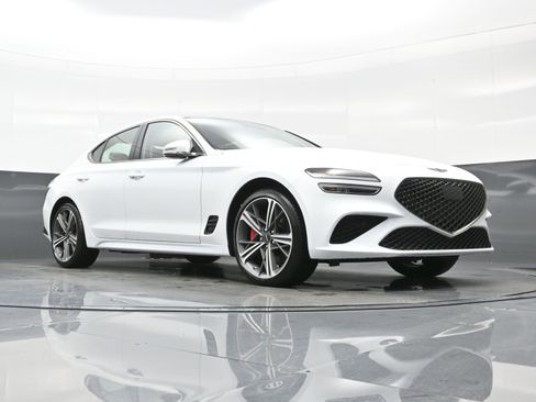 New 2025 Genesis G70 2.5T w/ Sport Prestige Package image 11