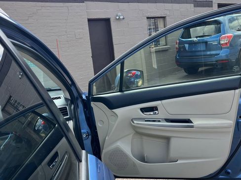 Used 2015 Subaru Crosstrek 2.0i Premium AWD/4WD image 11