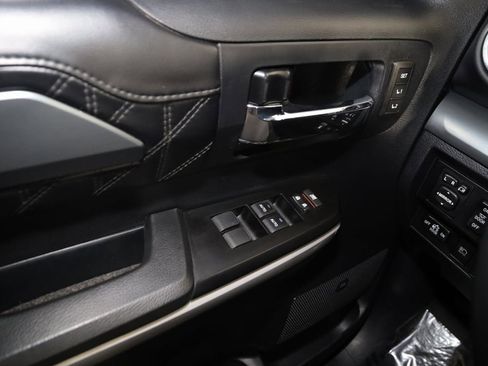 Used 2019 Toyota Tundra Platinum image 32
