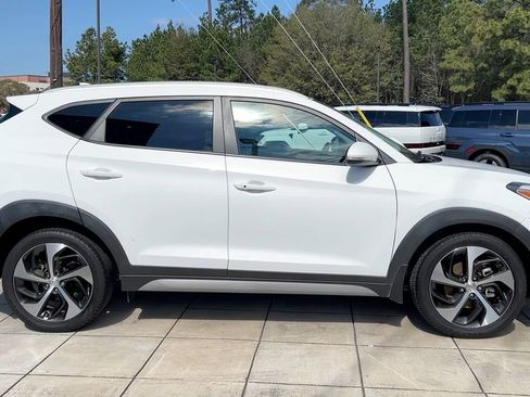 Used 2018 Hyundai Tucson Sport image 15