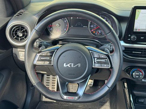 Used 2022 Kia Forte GT w/ GT Technology Package image 18