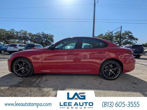 Used 2019 Alfa Romeo Giulia Ti w/ Nero Edizione AWD/4WD image 6
