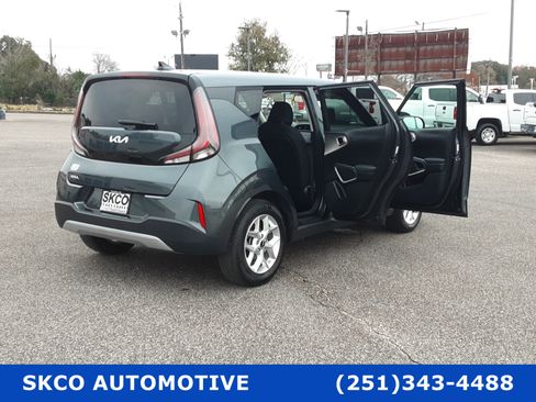 Used 2024 Kia Soul LX w/ Option Group 015 image 35