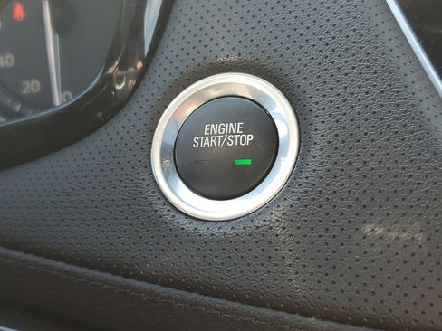 Used 2022 Cadillac XT5 Premium Luxury w/ Technology Package image 25