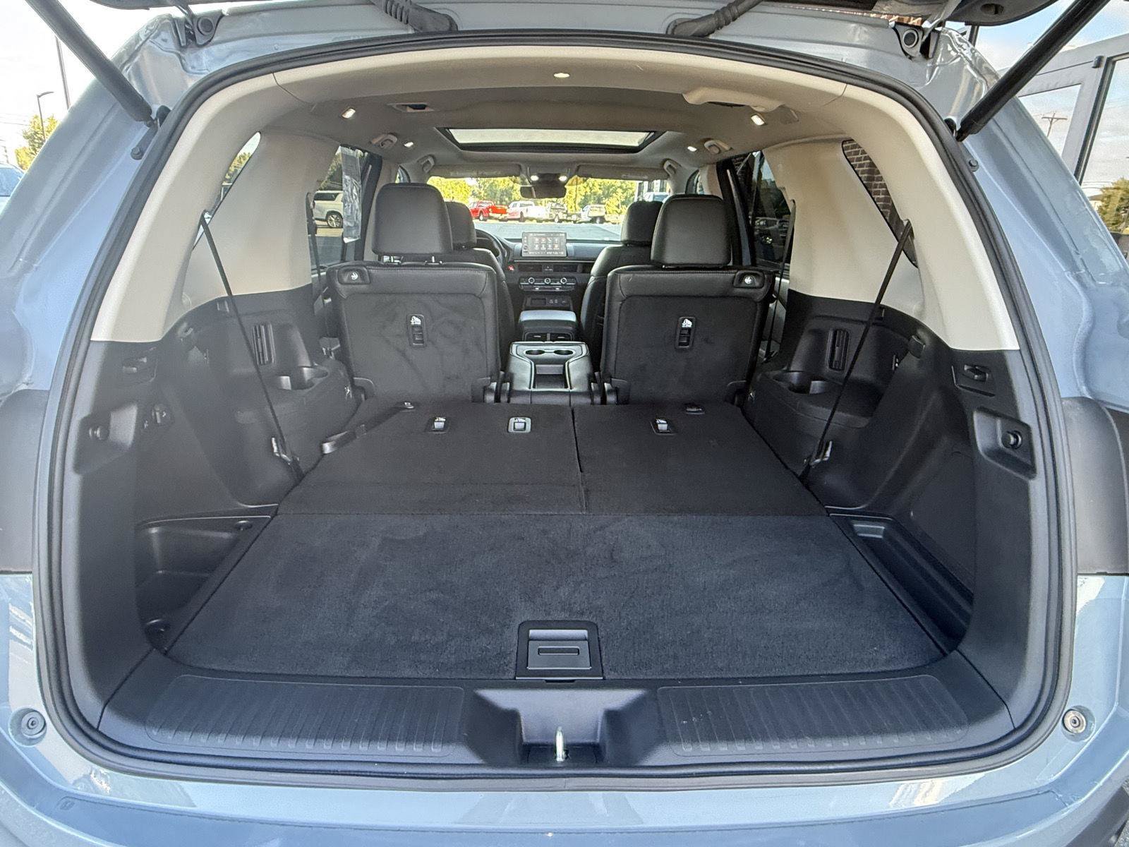 Used 2025 Honda Pilot Touring image 26
