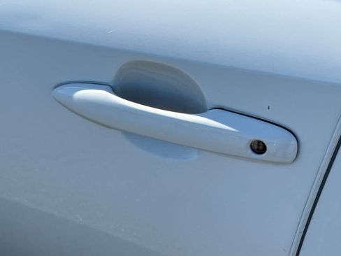 Used 2024 Toyota Corolla LE FWD image 7