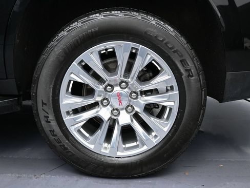 Used 2024 GMC Yukon Denali AWD/4WD image 39