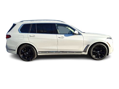 Certified 2023 BMW X7 xDrive40i w/ Executive Package image 7