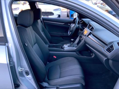 Used 2019 Honda Civic Sport image 7