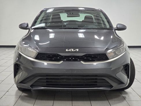Used 2024 Kia Forte LXS image 10