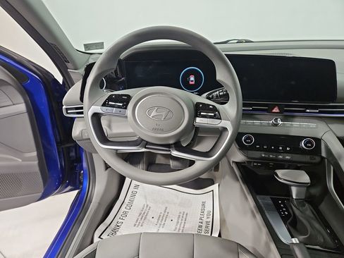 Certified 2024 Hyundai Elantra SEL image 15