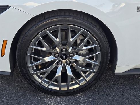 Used 2024 Ford Mustang GT Premium image 10
