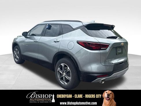 Used 2024 Chevrolet Blazer LT w/ Convenience Package AWD/4WD image 9