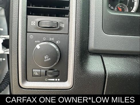 Used 2019 RAM 1500 Express RWD image 16