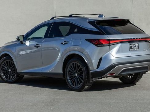 Used 2024 Lexus RX 350h image 3