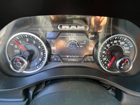 Used 2022 RAM 1500 Big Horn image 5