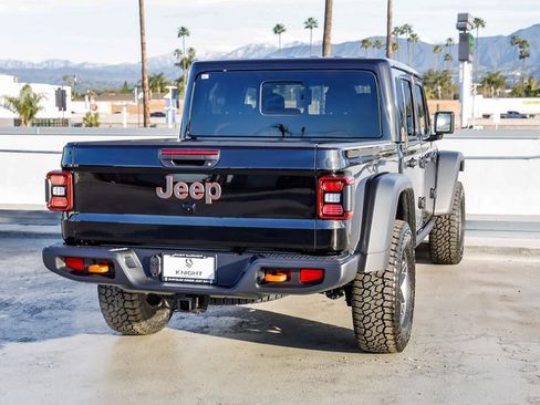 New 2026 Jeep Gladiator Mojave AWD/4WD image 9