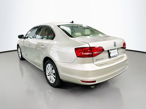 Used 2015 Volkswagen Jetta TDI SE image 9