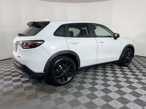 Used 2024 Honda HR-V Sport image 6