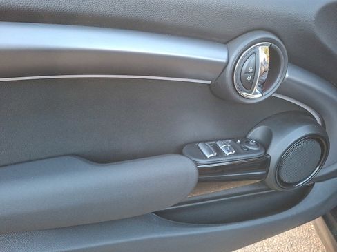 Used 2023 MINI Cooper S image 9