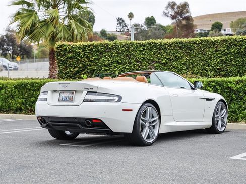 Used 2016 Aston Martin DB9 GT RWD image 5