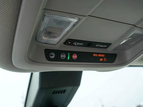 Used 2022 Chevrolet Equinox LT FWD image 12