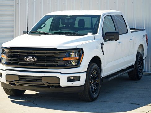 Used 2025 Ford F150 XLT w/ Equipment Group 302A MID image 46