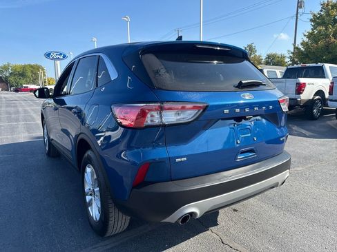 Used 2022 Ford Escape SE w/ Convenience Package image 9
