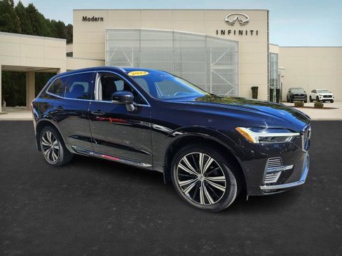 Used 2022 Volvo XC60 B5 Inscription w/ Advanced Package image 2