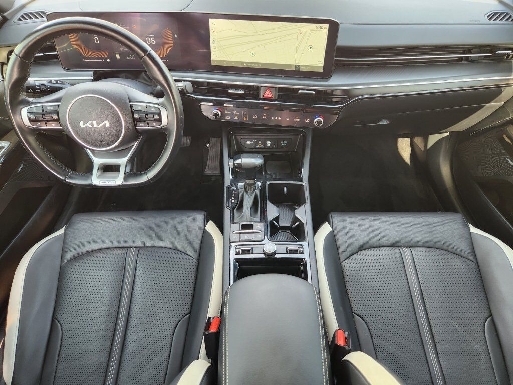 Used 2025 Kia K5 GT-Line w/ GT-Line Premium Package FWD image 5