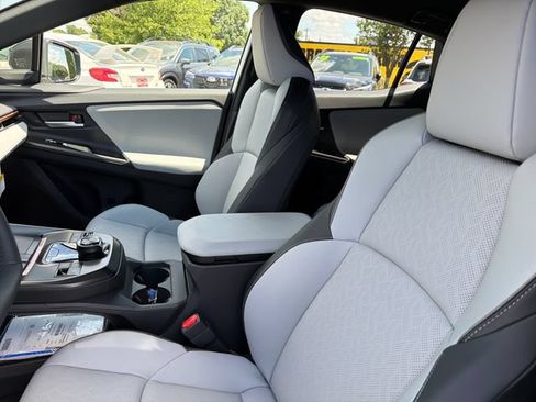 New 2026 Subaru Uncharted AWD image 19
