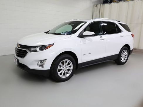Certified 2018 Chevrolet Equinox LT w/ Sun & Infotainment Package AWD/4WD image 18