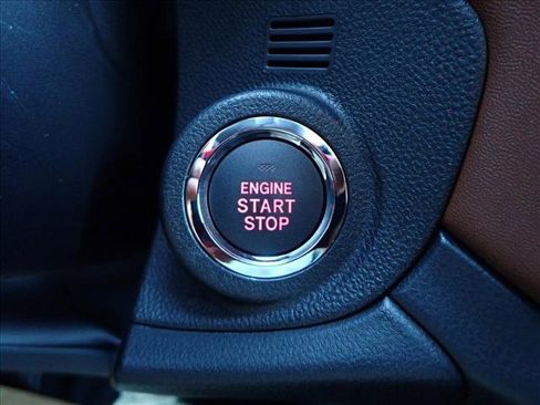 New 2025 Subaru Outback Touring XT w/ Tech Package 2 image 25