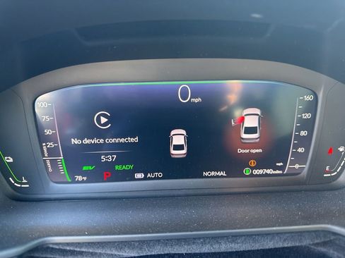 Used 2025 Honda Accord Sport image 14