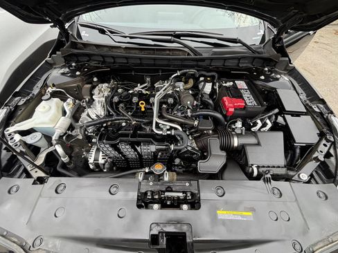 Used 2025 Nissan Altima 2.5 SV image 34