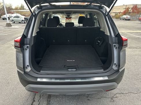 Certified 2023 Nissan Rogue SV image 32