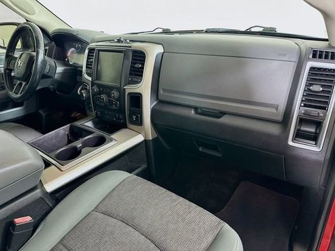 Used 2015 RAM 1500 Big Horn AWD/4WD image 32