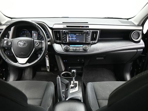 Used 2017 Toyota RAV4 XLE w/ Protection Package image 19